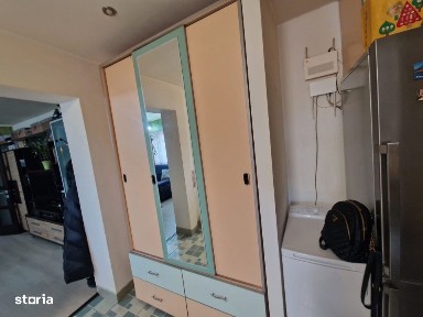 Apartament de 3 camere, 67 mp., zona Han