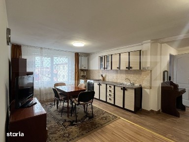 Apartament 3 camere, parcare, 50 mp, zona Șesul de sus