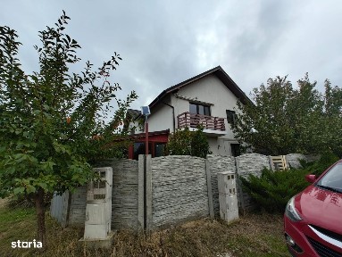 Duplex partial mobilat - 3 camere - 200 mp teren