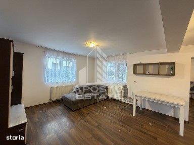 Casă individuală, curte mare, terasă acoperită, Zona Plopi