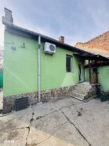 Casa la pret de Apartament