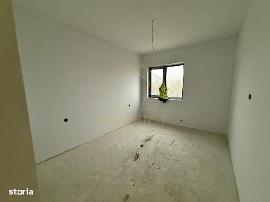 Duplex cu perete dublu cu toate utilitatile | Sanandrei