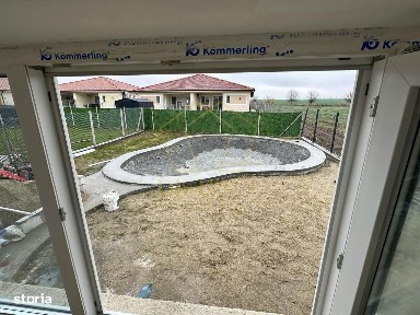 Duplex cu 4 camere si piscina | Cornesti