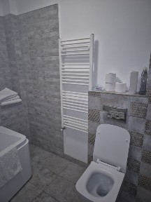 2 camere de inchiriat