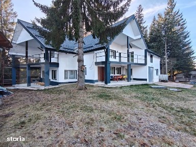 Casa de vacanta/locuit 7 camere, 420 mp utili, 1430 mp de teren, Mari