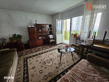 Apartament cu 3 camere, decomandat cu vedere pe 3 parti - zona Miorita