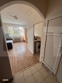 Camera de camin de renovat - 20 mp - zona linistita si centrala