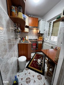 Garsoniera mobilata si utilata, cu centrala proprie - zona Bucovina