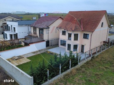 Casă / Vilă cu 7 camere de vânzare în Ovidiu Sud Constanta