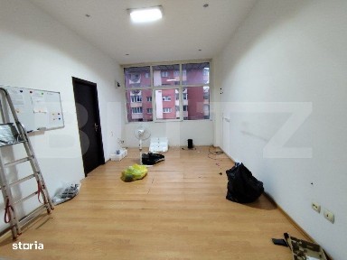 Spatiu birou, 42 mp zona Aiud