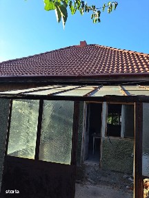 Casă zona gării, P+E cu 8 camere, SC 170mp, ST 700mp front la 2 străzi