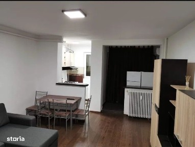 Garsoniera cu balcon și lift în Sectorul 3