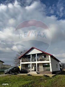 Vilă cu 7 camere de vânzare+teren 2200 mp, Darza-Crevedia