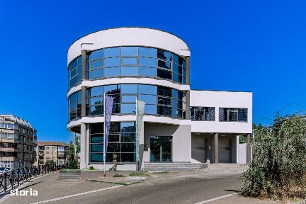 Clădire modernă mixtă - birouri și spații comerciale, ORADEA