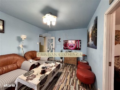 Apartament 3 camere, semidecomandat, 50.35 mp, Bd. Bucuresti, Ploiesti