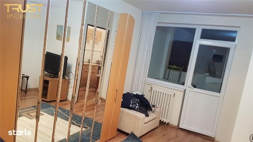 1 Camera I 30 MP I Mobilat si Utilat I str. Parang