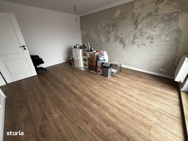 Apartament de o camera, 35mp, zona Eroilor