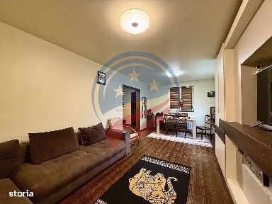 Casă de vânzare - Bld. Nicolae Romanescu, Craiova