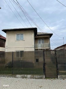 Vila de vanzare Techirgiol central, renovabila cu potential turistic