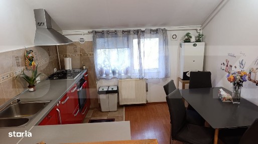 Apartament 3 camere, 60 mp, zona Aradului