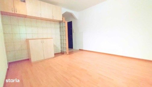 PF Vand Garsoniera la Parter Inalt, Bloc Reabilitat Termic, Zona Iosia