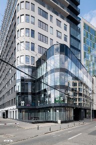 Alegeti spațiu de birou privat pentru 1 persoană în Regus Cluj-Napoca