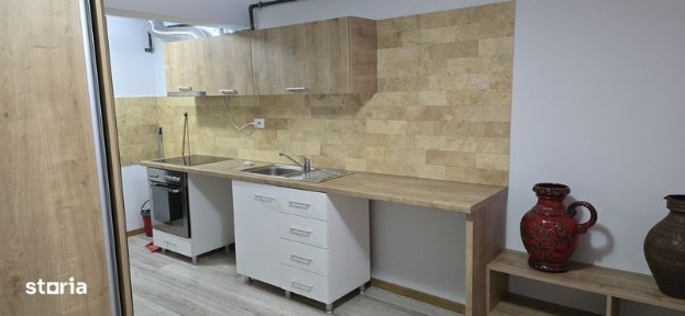 Vând garsoniera Bloc Silcotub