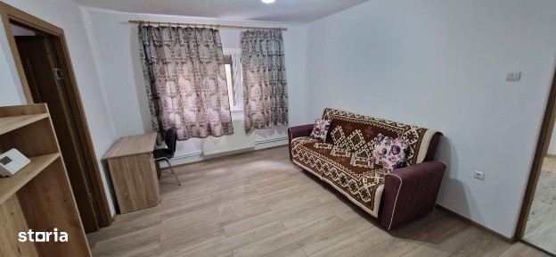 Ap 2 Camere Parter zona Girocului 300 euro