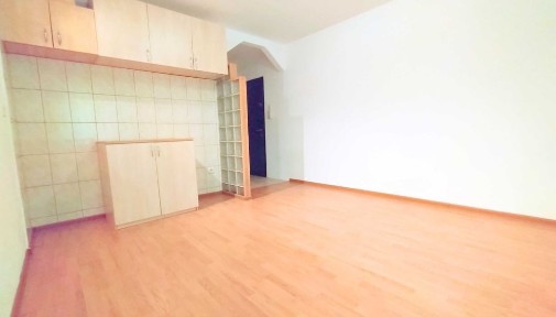 PF Vand Garsoniera la Parter Inalt, Bloc Reabilitat Termic, Zona Iosia