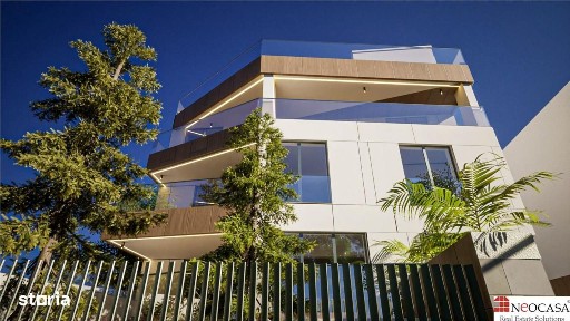 PENTHOUSE DUPLEX LAKE VIEW