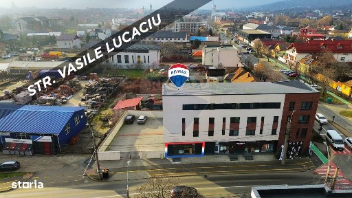 DE INCHIRIAT: Spatiu comercial modern cu parcare