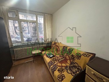 Garsoniera de vanzare in Tractorul