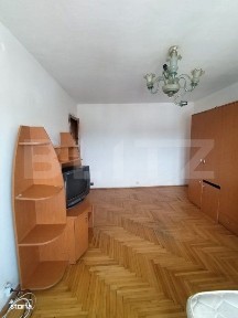 Garsoniera de renovat 36 mp Micro 11