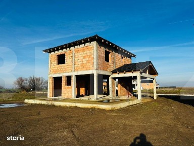 Casa la rosu, model Class, disponibila imediat in Westfield