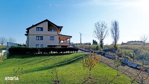 Vilă Individuală Premium pe Dealul Ciuperca - Priveliște Panoramică