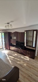 Agentie vinde apartament cu 2 camere, etaj 2, zona Judetean, liceul Az