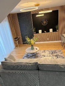 Casa cu etaj, de vanzare