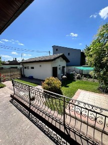 Casa deosebita P+M si teren aferent 800mp - Oltenita