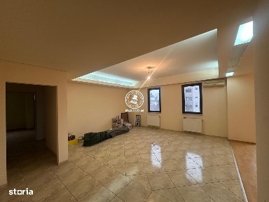 Apartament 4 camere Tatarasi