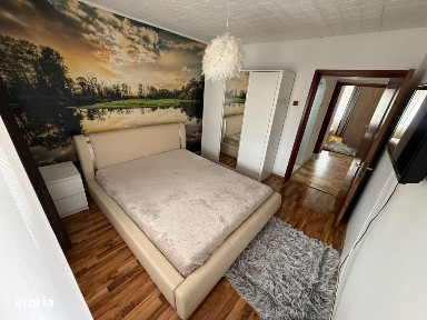 Apartament *modern* 3 camere - strada Victoriei - zona centrala