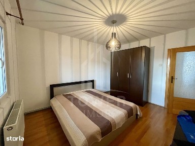 Apartament de vânzare - 3 camere, Turnișor