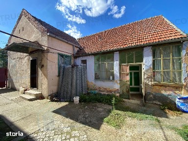 Casa cu teren 474 mp si potential de renovare - Zona Dambovita