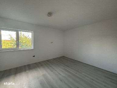 Duplex modern in comuna Sanandrei