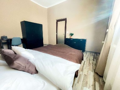 Inchiriez apartament cu 2 camere, zona cenrtala