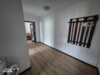 Apartament cu 2 camere de vânzare - zonă Dărmănești, Piatra Neamț