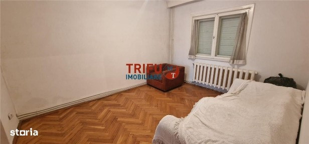 Apartament 3 camere, 2 bai, garaj, boxa zona Cetate