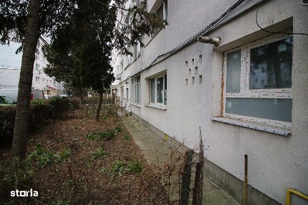 Vindem 2 Camere Banatului Parter Necesita Renovare 43500 Negociabil