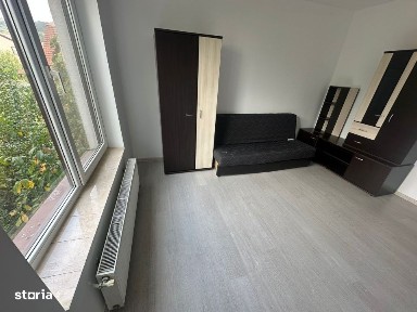 Apartament cu 3 camere, 58,4 mp, 2 balcoane, zona Florilor