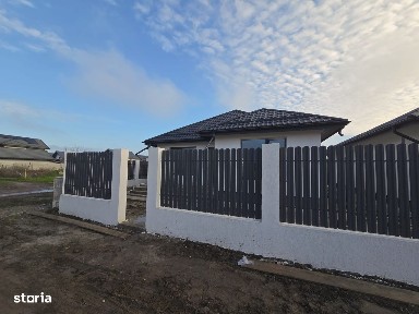 Casa parter - 3 camere -2 bai-pod - str oituz - incalzire pardoseala