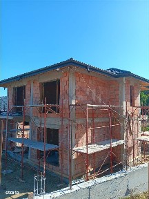 Pietrarie Barnova langa padure VILA P+E su 120mp teren 400mp (rest de